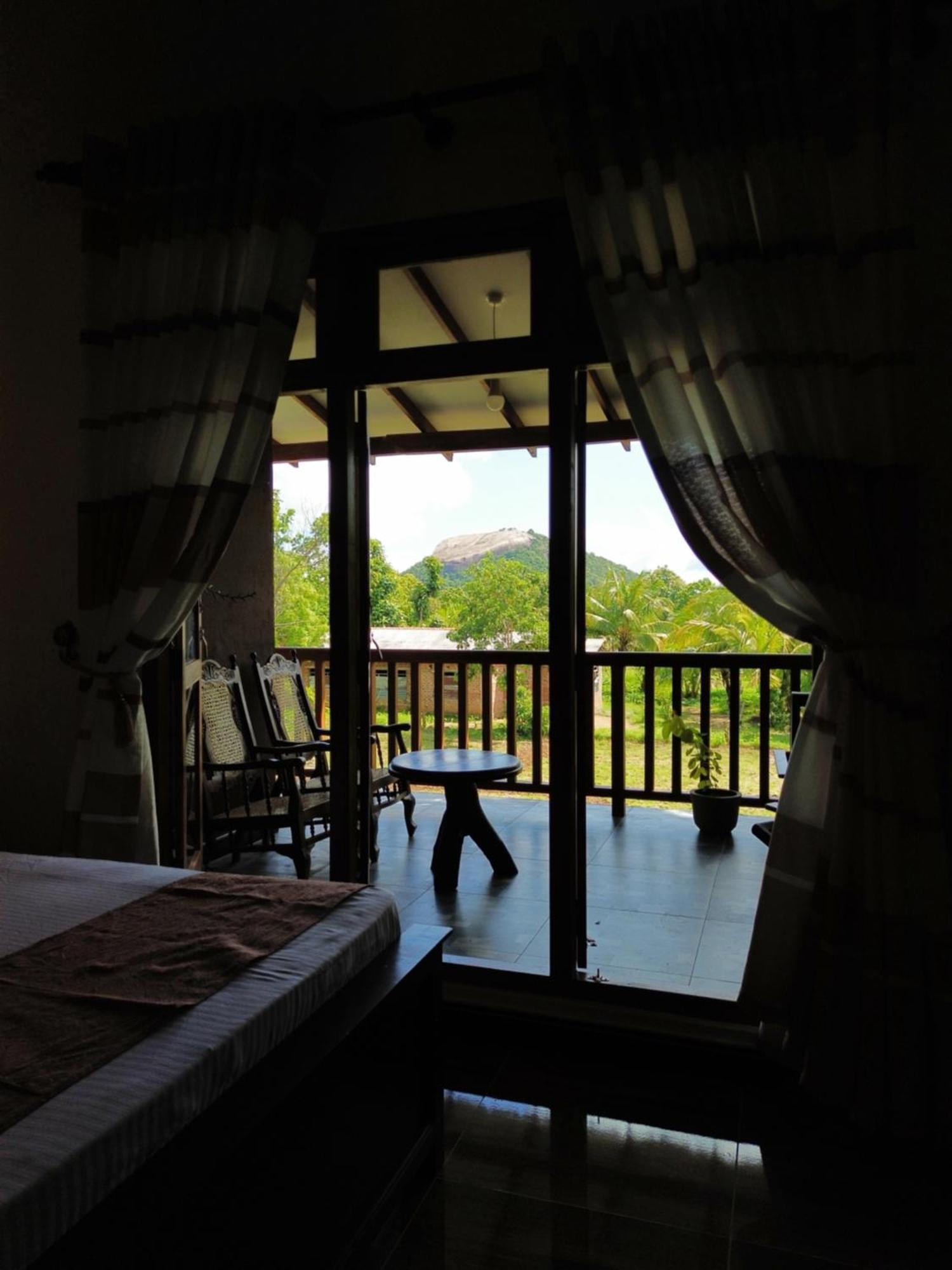Sigiri Dilu Villa シギリヤ エクステリア 写真